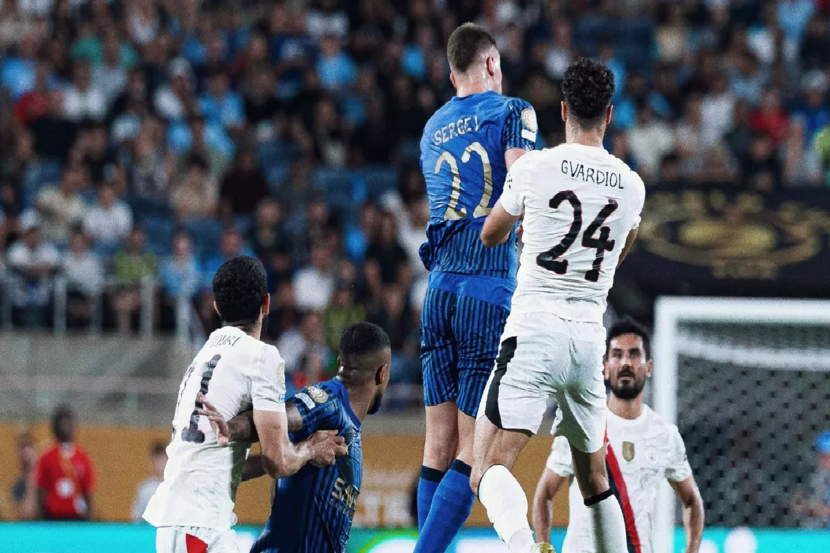 النجم الصربي ميلينكوفيتش سافيتش.