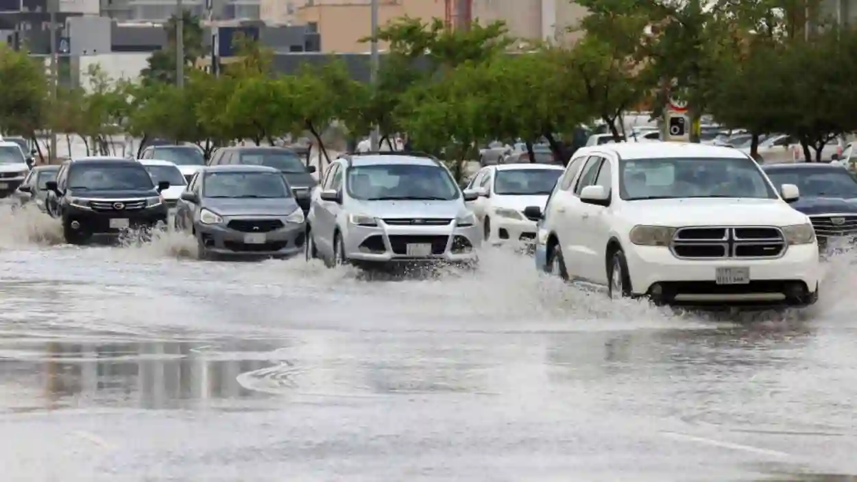 السيول