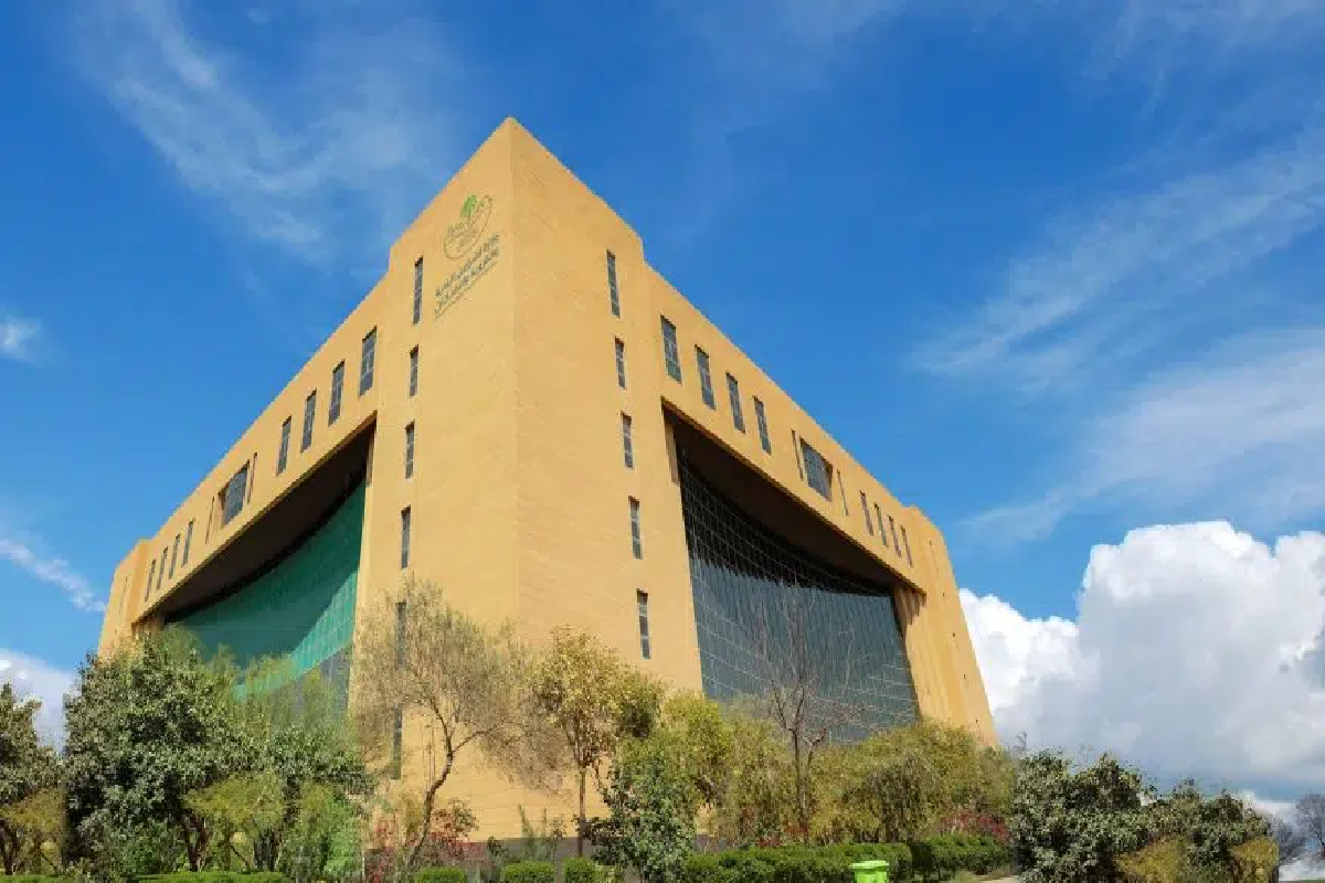 وزارة البلديات والإسكان.