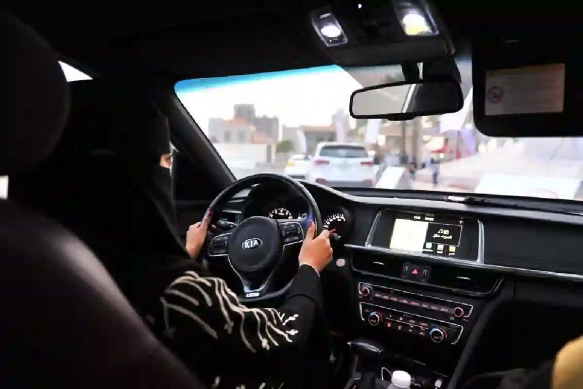 حجز موعد تدريب القيادة للنساء. 