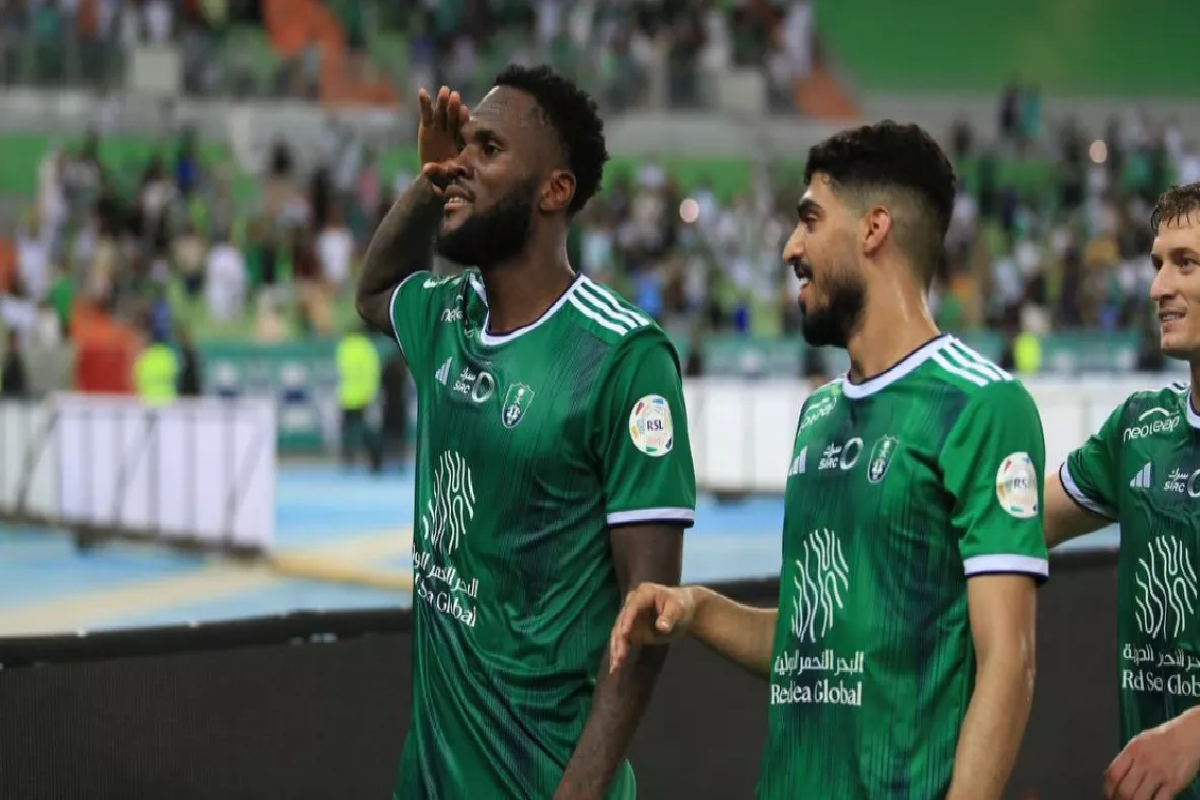 الإيفواري فرانك كيسيه.