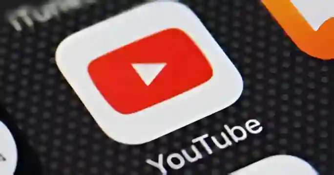 يوتيوب يختبر الرسائل المباشرة