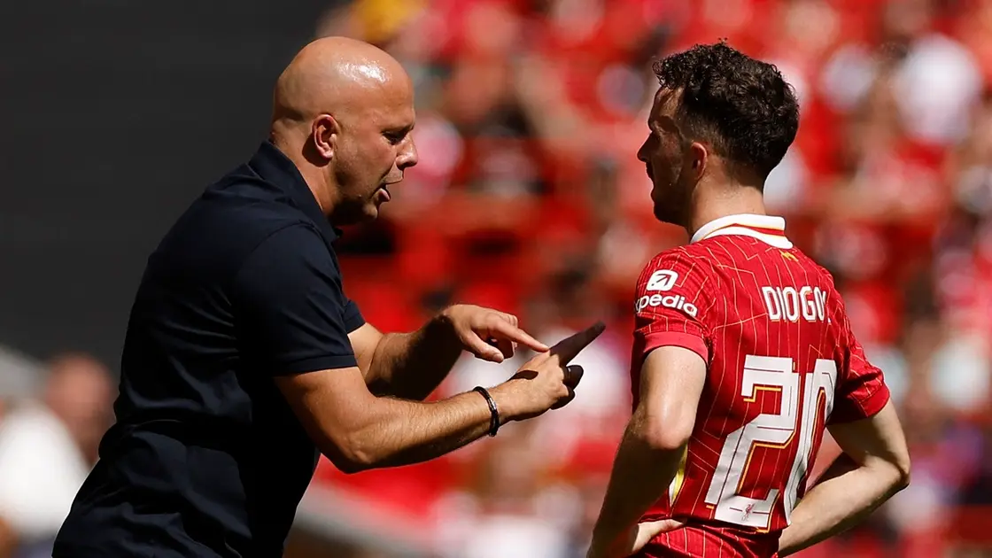 ليفربول يسقط بثلاثية نوتنغهام القوية